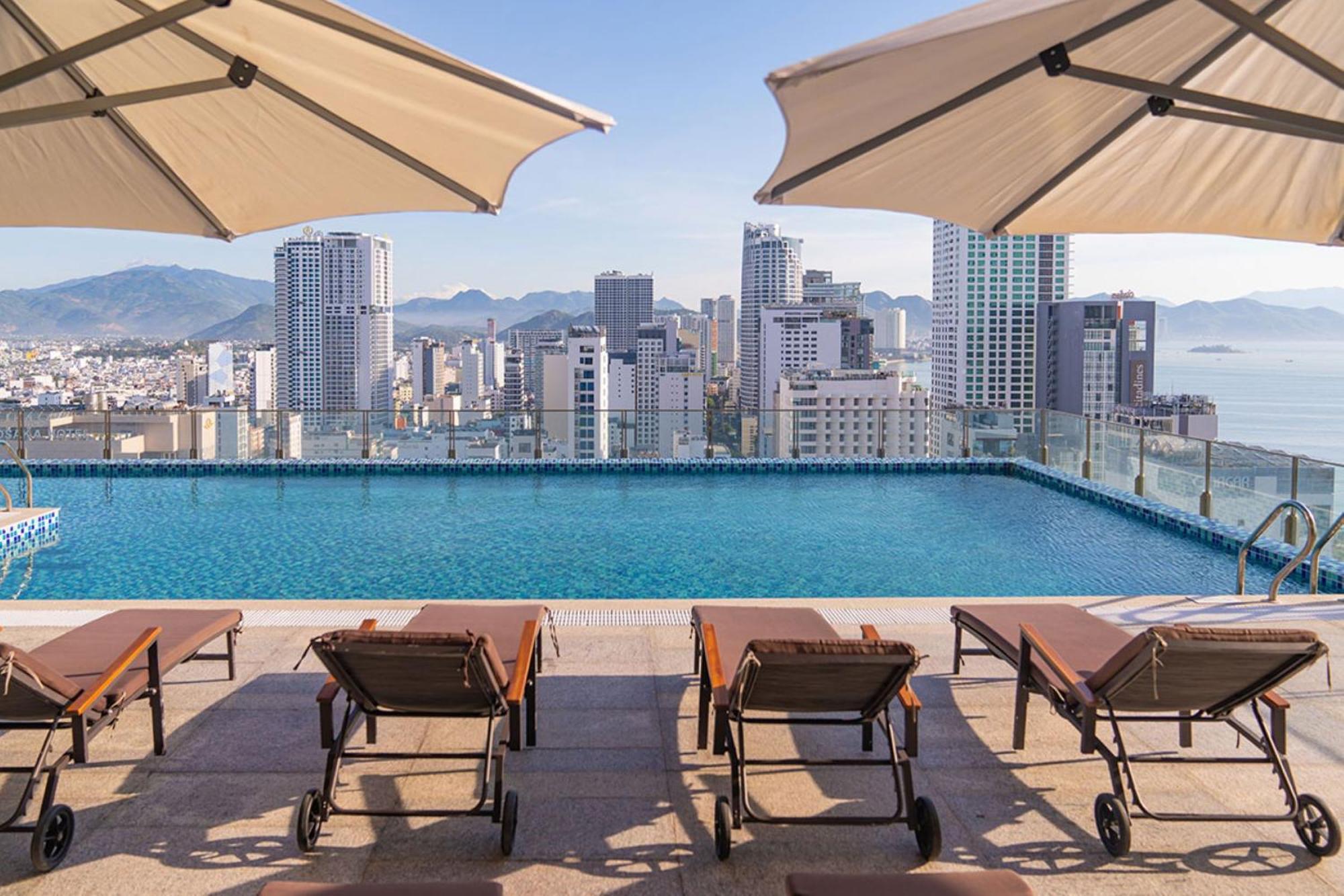 Green Beach Hotel Nha Trang Zewnętrze zdjęcie
